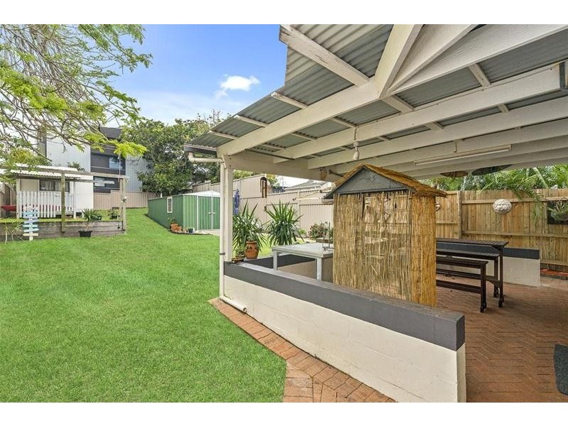 210 Cypress Terrace, Palm Beach QLD 4221