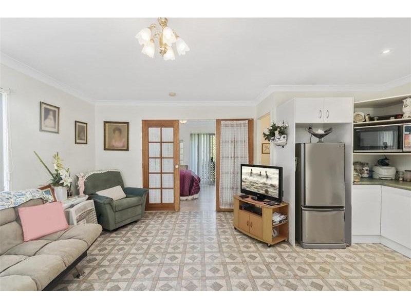 2 Reynton Street, Currumbin Waters QLD 4223