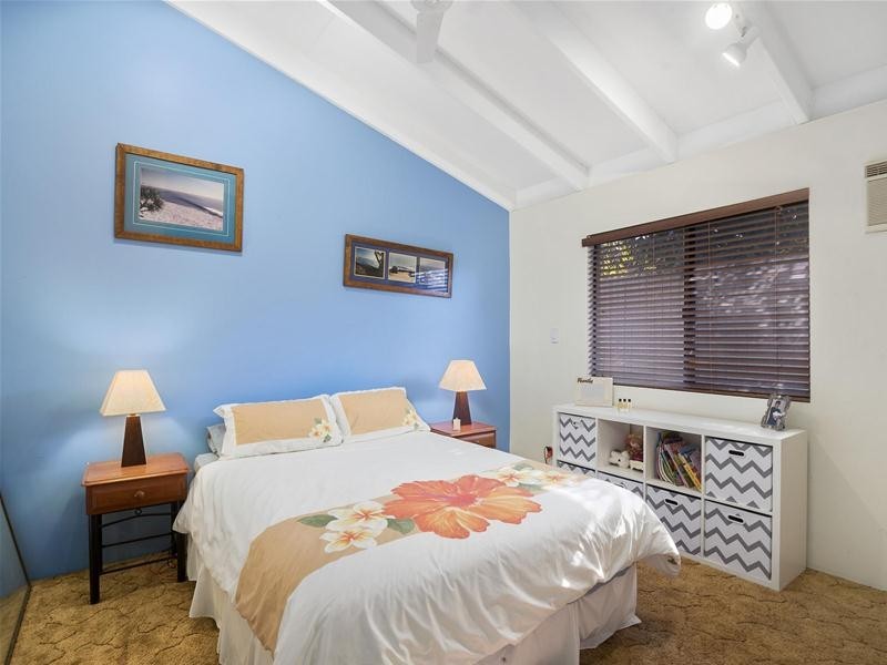 31 Whitsunday Drive, Currumbin Waters QLD 4223