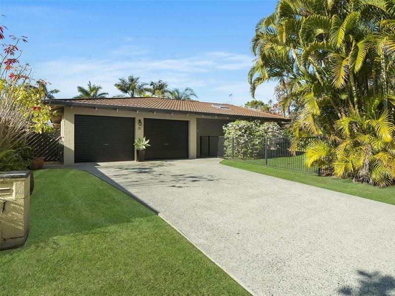 31 Whitsunday Drive, Currumbin Waters QLD 4223