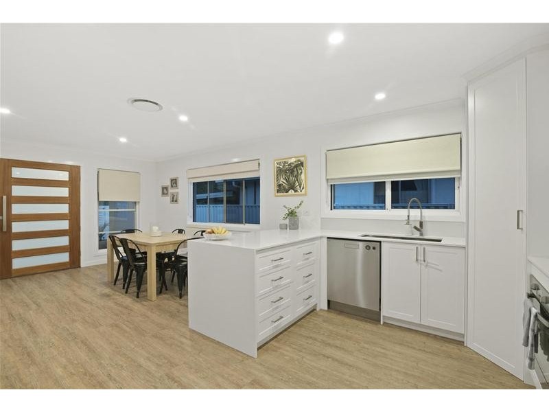 25 Station Street, Currumbin Waters QLD 4223