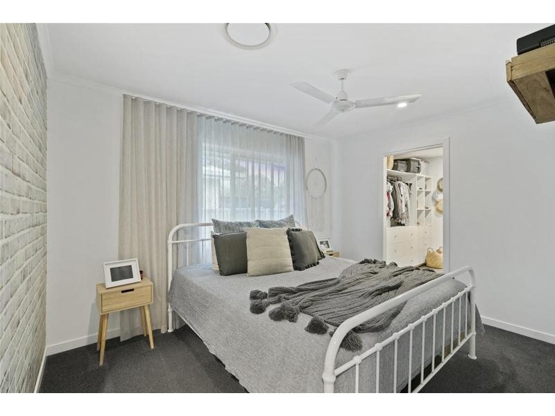 25 Station Street, Currumbin Waters QLD 4223