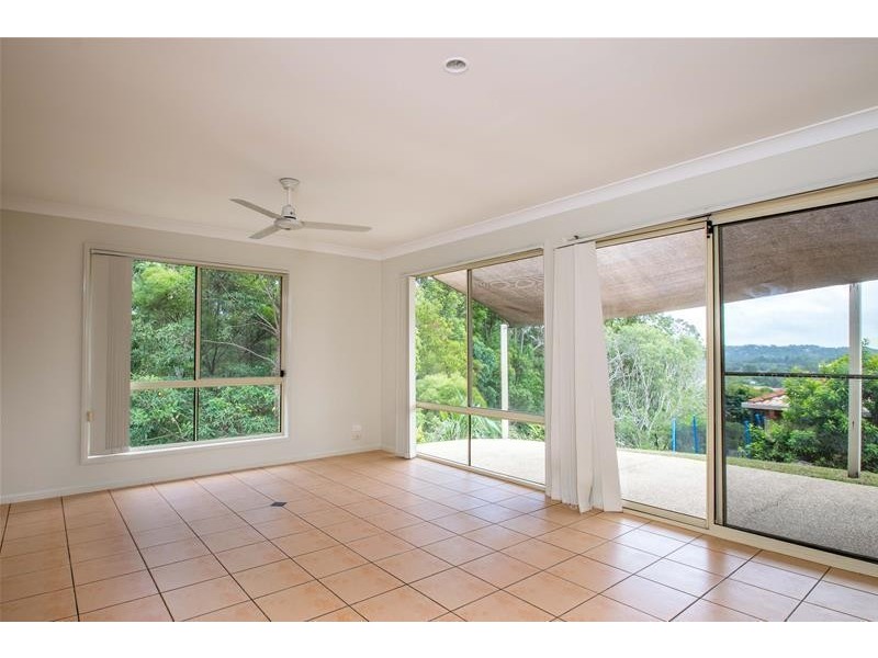 19 Laurina Court, Elanora QLD 4221