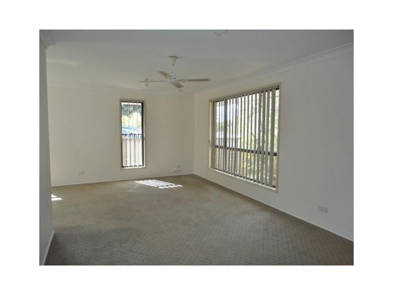 280 Nineteenth Avenue, Elanora QLD 4221