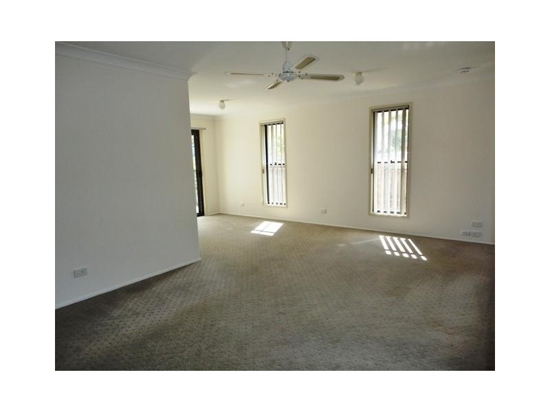 280 Nineteenth Avenue, Elanora QLD 4221