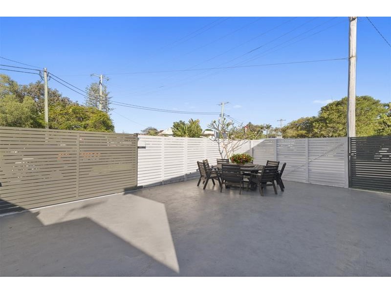 1/394 Cypress Terrace North, Palm Beach QLD 4221