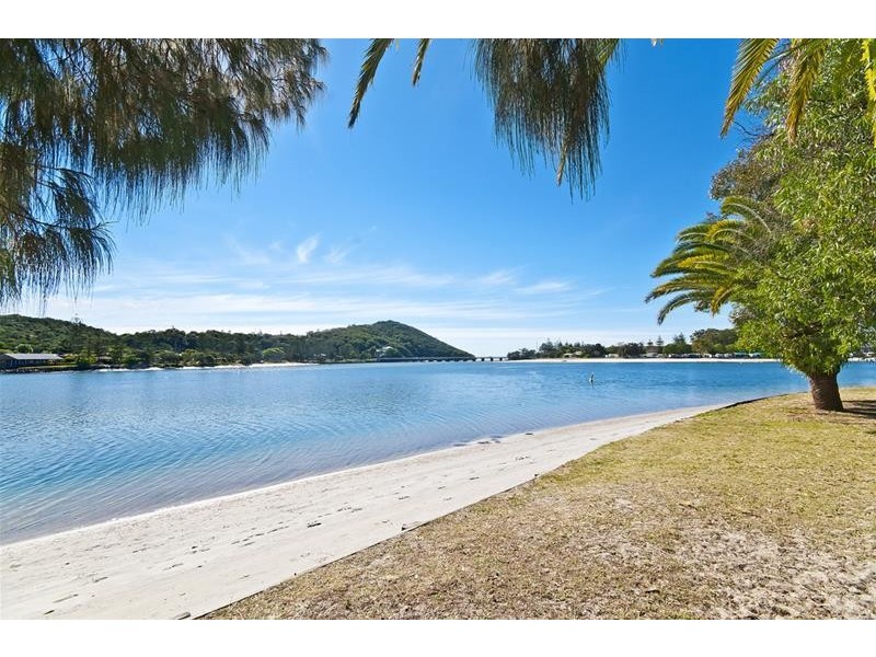 1/394 Cypress Terrace North, Palm Beach QLD 4221