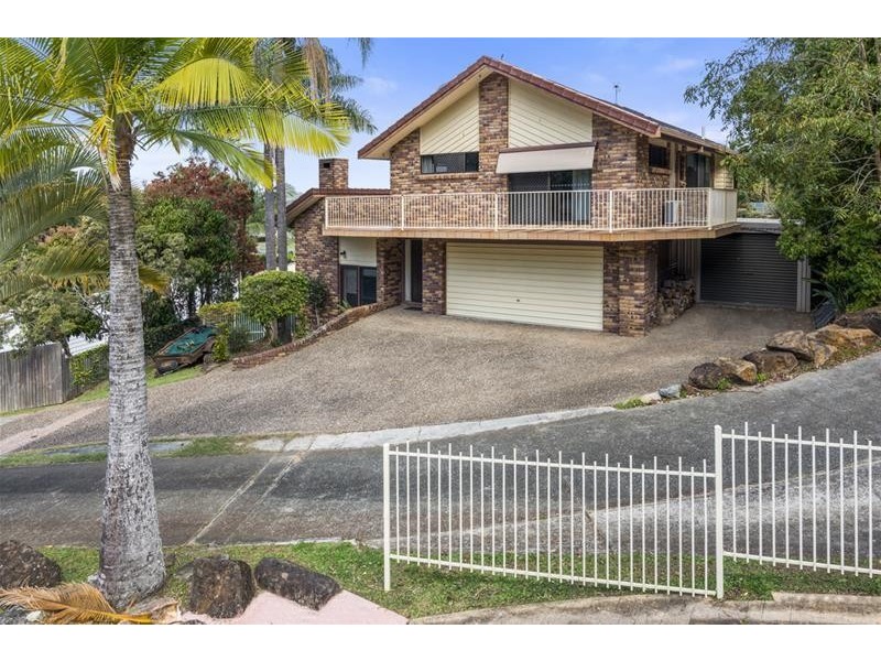 18 Esperance Close, Elanora QLD 4221