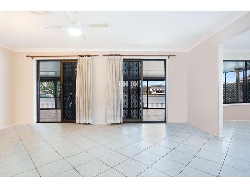 55 Dogwood Drive, Palm Beach QLD 4221