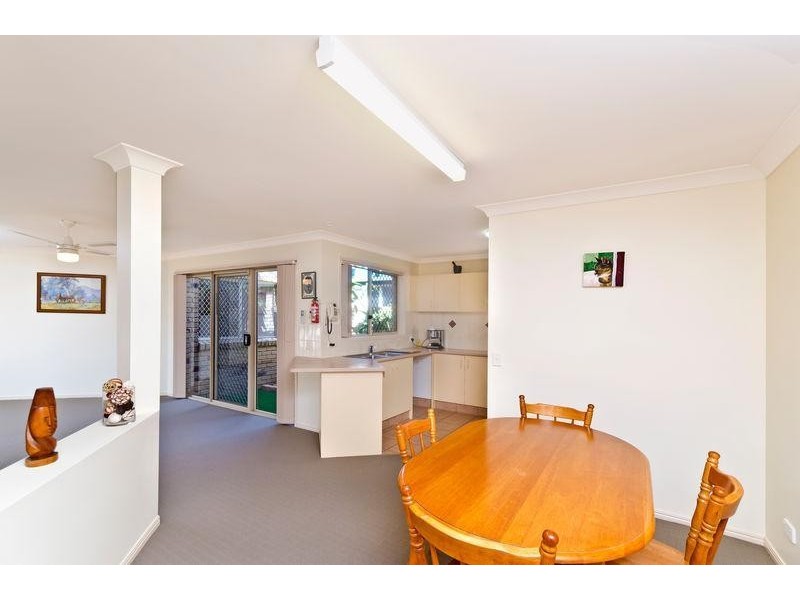 10 Typha Place, Elanora QLD 4221