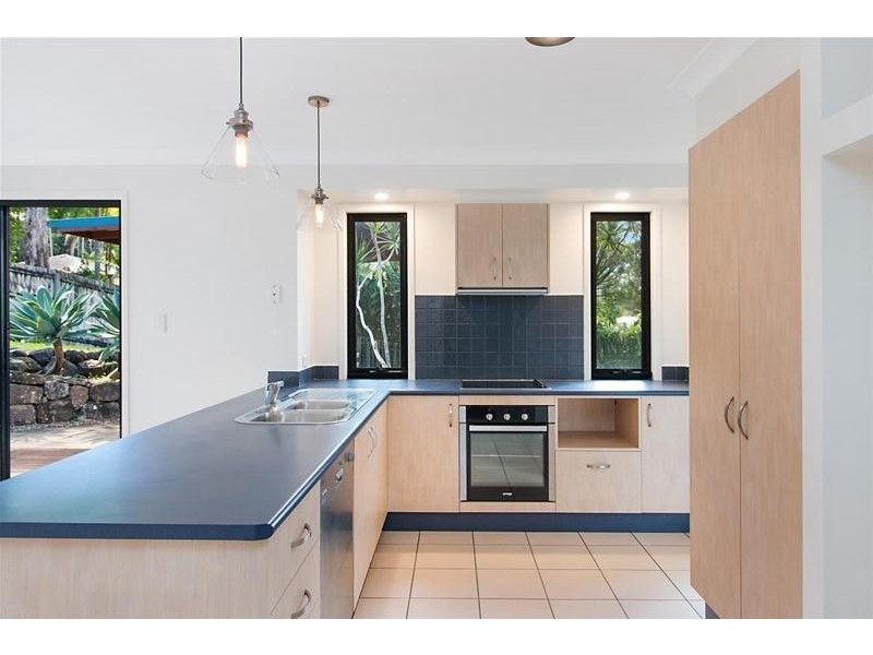 21 Coote Court, Currumbin Waters QLD 4223