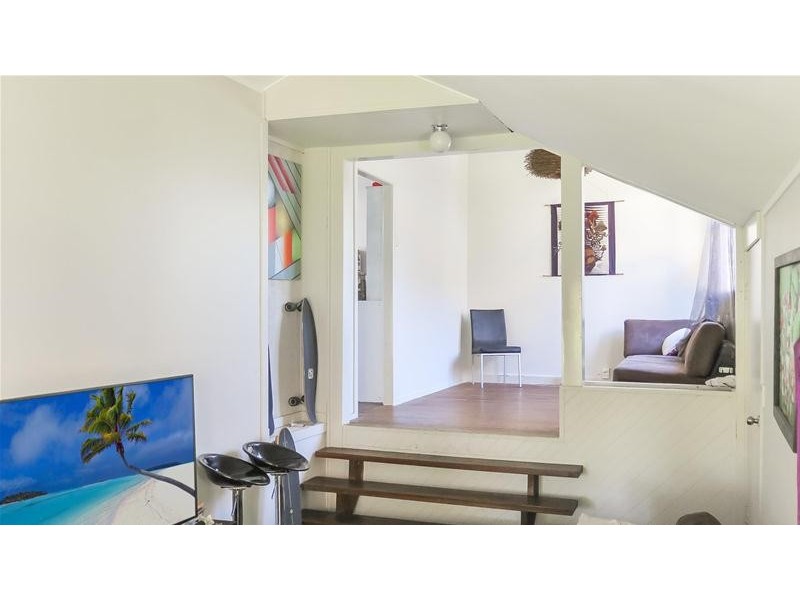 16 Twenty Third Avenue, Palm Beach QLD 4221