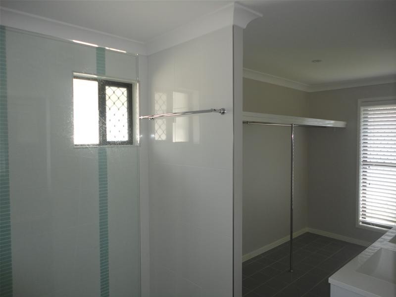 26 Pinon Close, Elanora QLD 4221