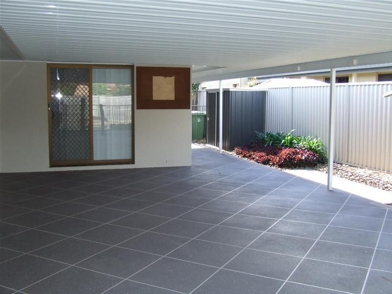 26 Pinon Close, Elanora QLD 4221