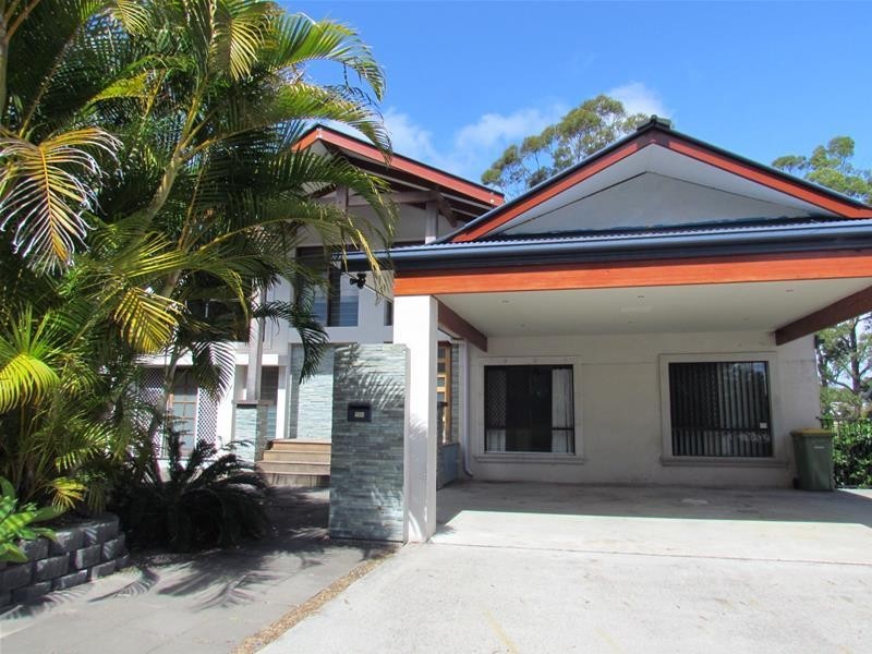 17 Kaffia Court, Elanora QLD 4221