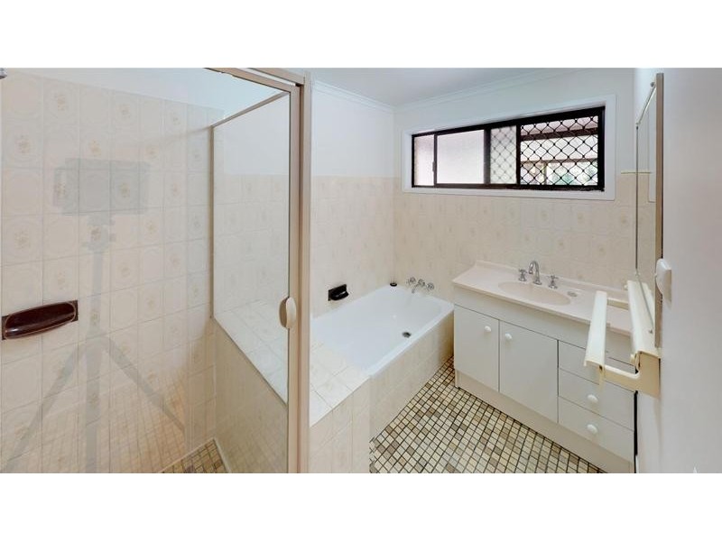 115 Palm Beach Avenue, Palm Beach QLD 4221