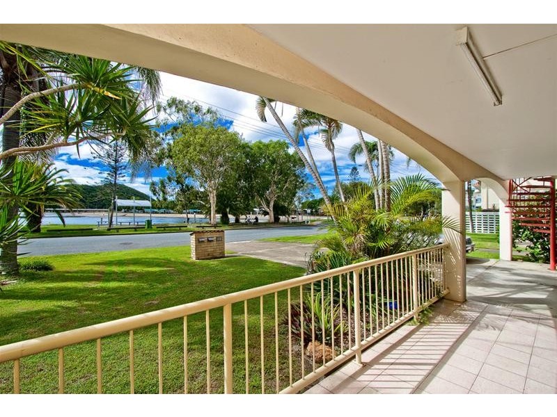 1/16 Murlong Crescent, Palm Beach QLD 4221