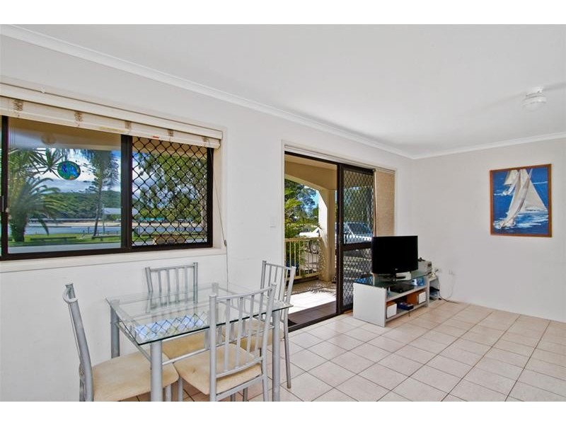 1/16 Murlong Crescent, Palm Beach QLD 4221