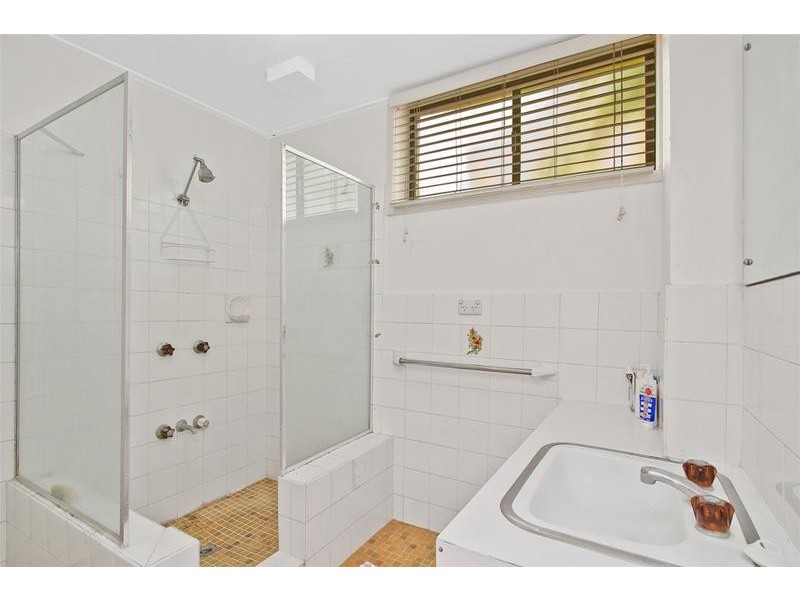 1/16 Murlong Crescent, Palm Beach QLD 4221