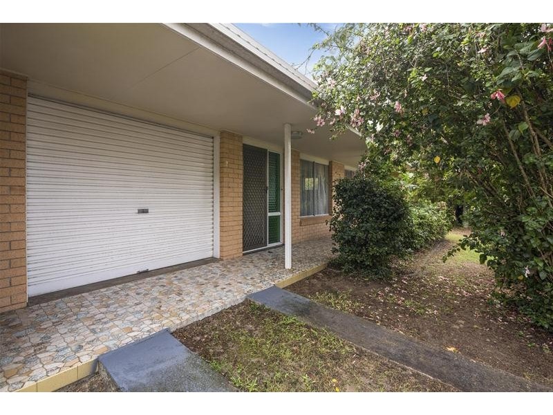 61 Palm Beach Avenue, Palm Beach QLD 4221