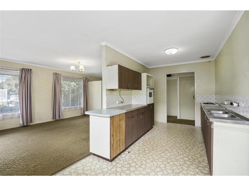 61 Palm Beach Avenue, Palm Beach QLD 4221