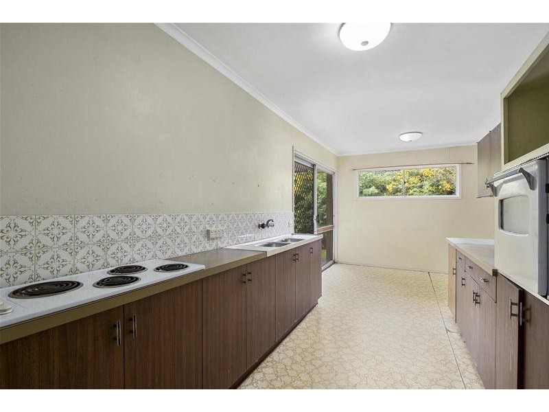 61 Palm Beach Avenue, Palm Beach QLD 4221