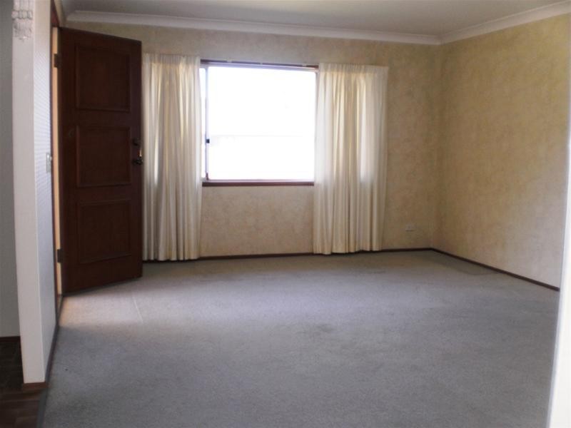 39 Seventh Avenue, Palm Beach QLD 4221