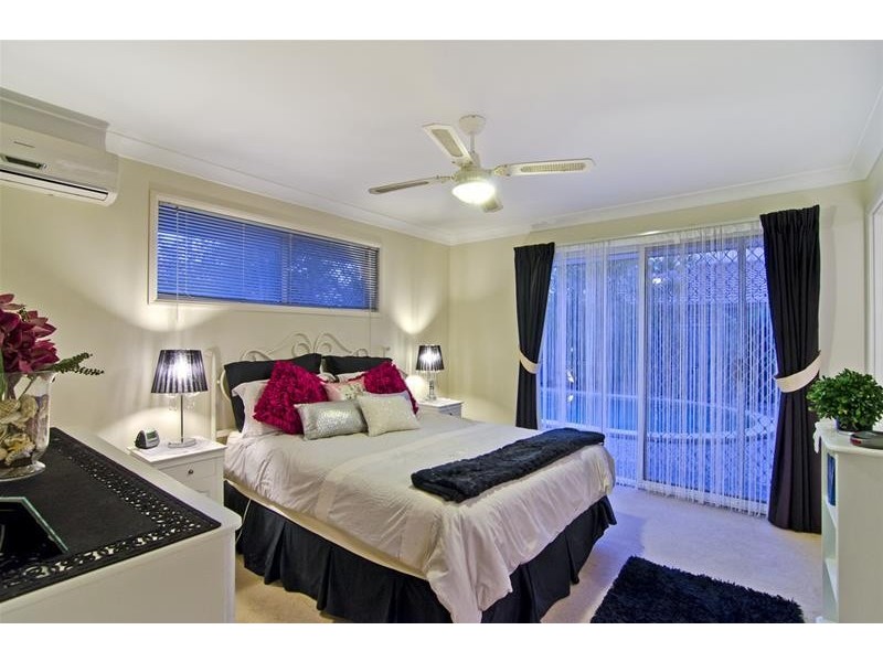 34 Bergamont Street, Elanora QLD 4221