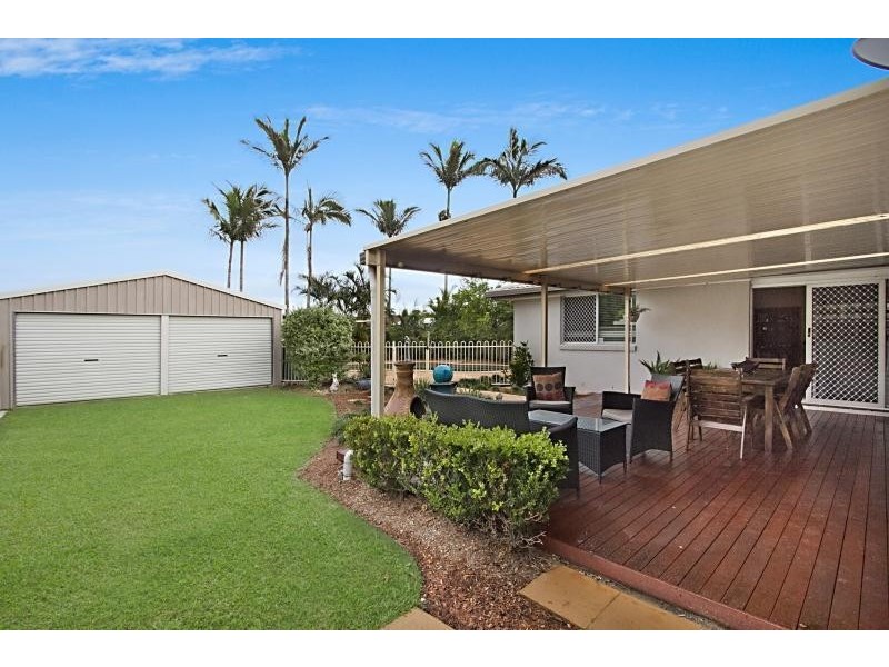 10 Sequoia Close, Elanora QLD 4221