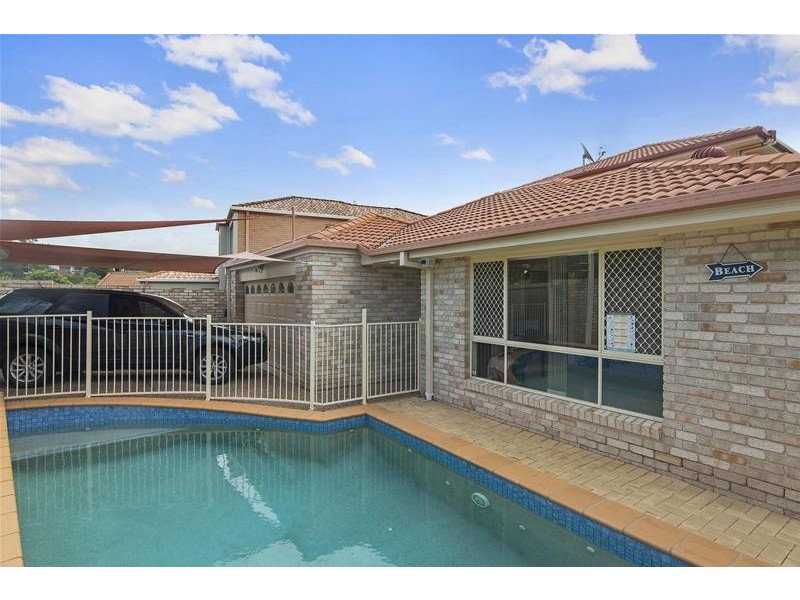 95 Casuarina Drive, Elanora QLD 4221