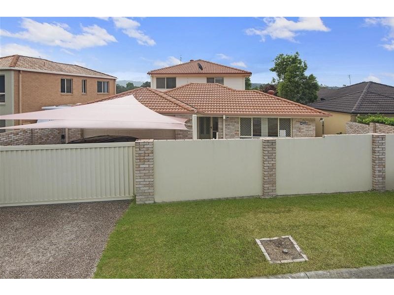 95 Casuarina Drive, Elanora QLD 4221