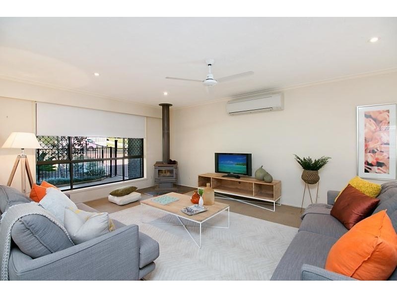 70 Clives Circuit, Currumbin Waters QLD 4223