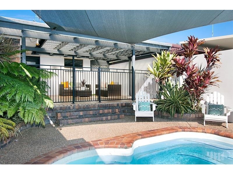70 Clives Circuit, Currumbin Waters QLD 4223