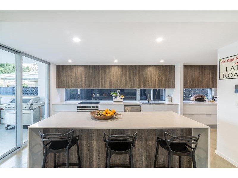 40 Parnki Parade, Palm Beach QLD 4221