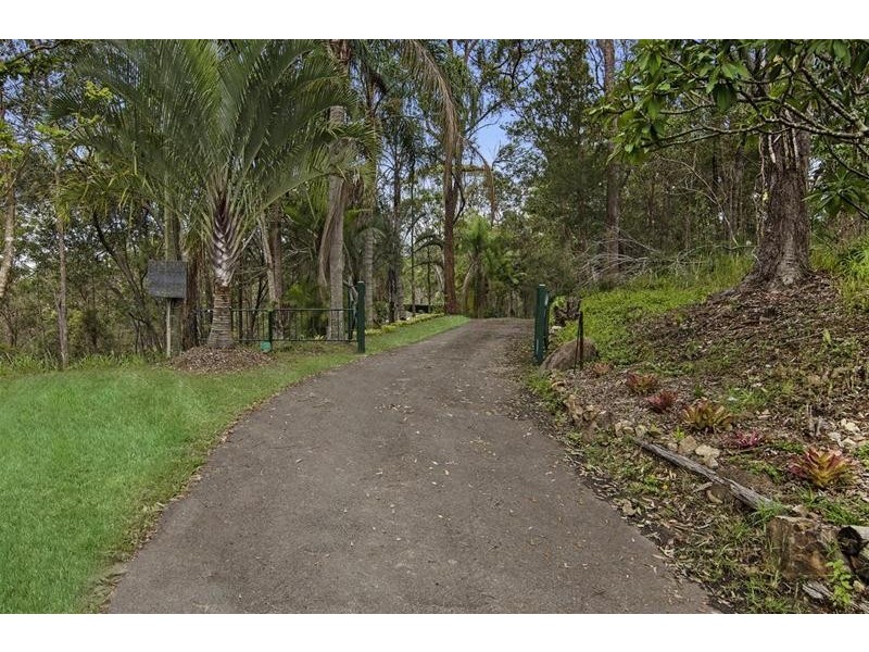 17 Karragata Court, Tallebudgera QLD 4228