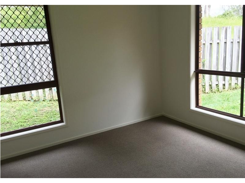 13 Goldvilla Drive, Elanora QLD 4221