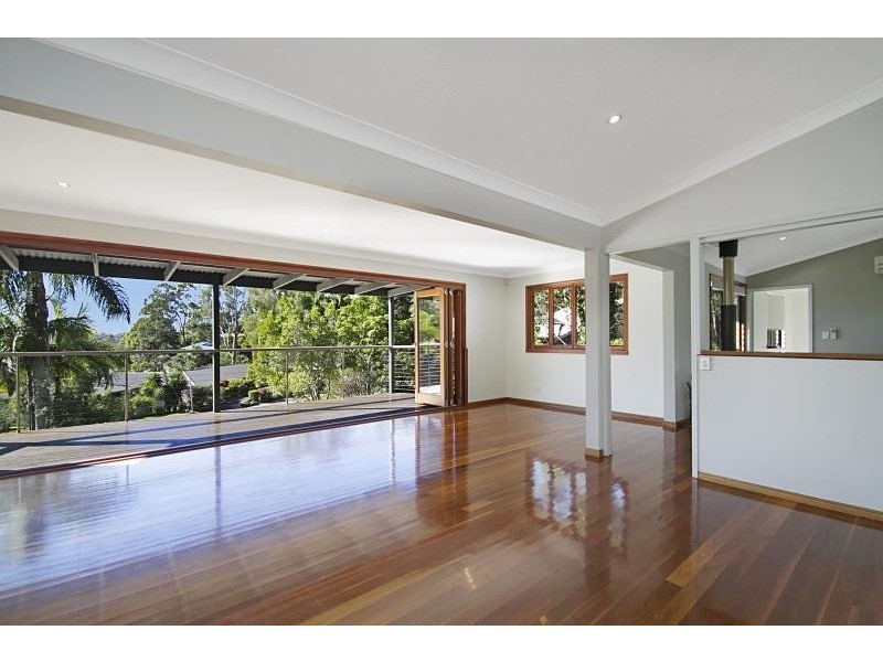 5 Gough Place, Currumbin Waters QLD 4223