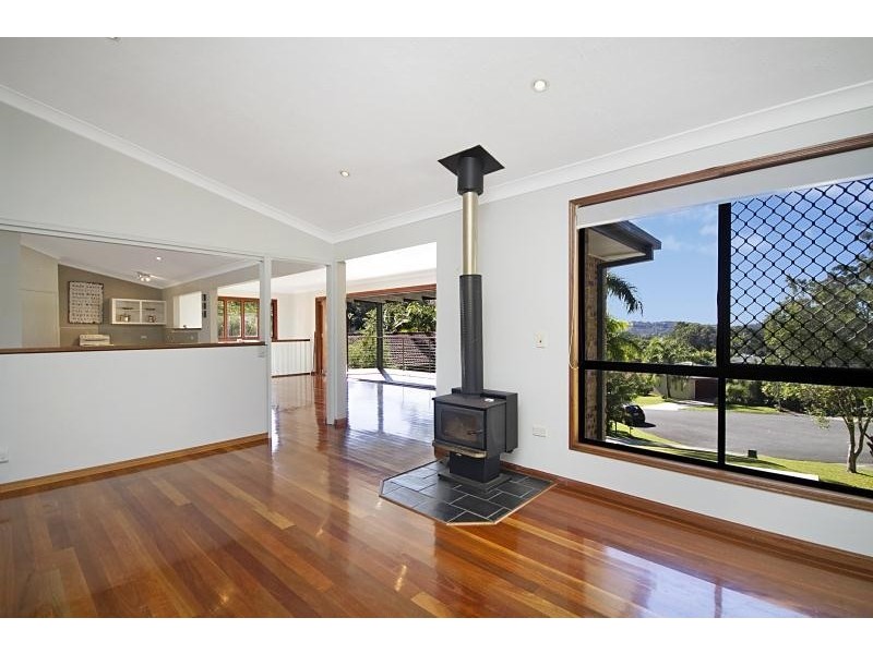 5 Gough Place, Currumbin Waters QLD 4223