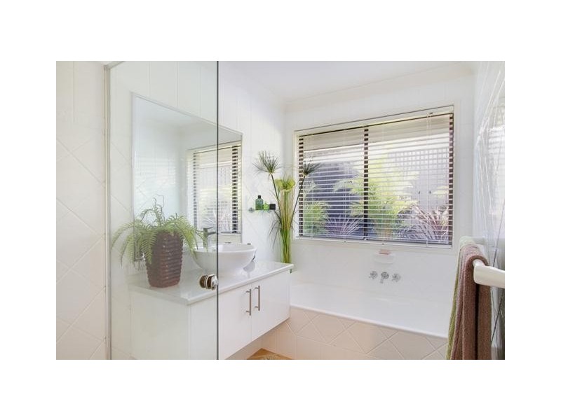 84 Ware Drive, Currumbin Waters QLD 4223