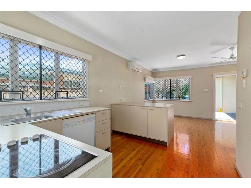 25 Tahiti Avenue, Palm Beach QLD 4221