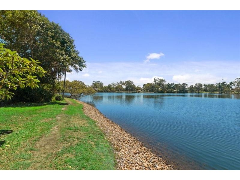 25 Tahiti Avenue, Palm Beach QLD 4221