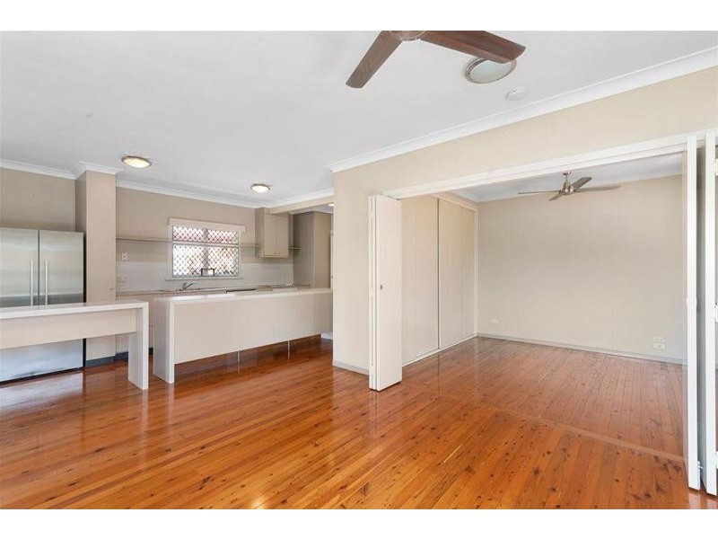 25 Tahiti Avenue, Palm Beach QLD 4221
