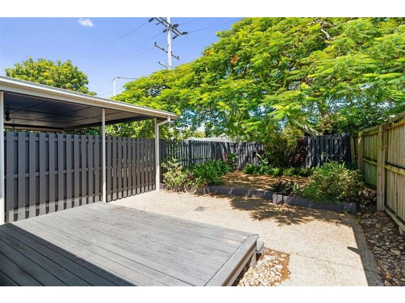 25 Tahiti Avenue, Palm Beach QLD 4221
