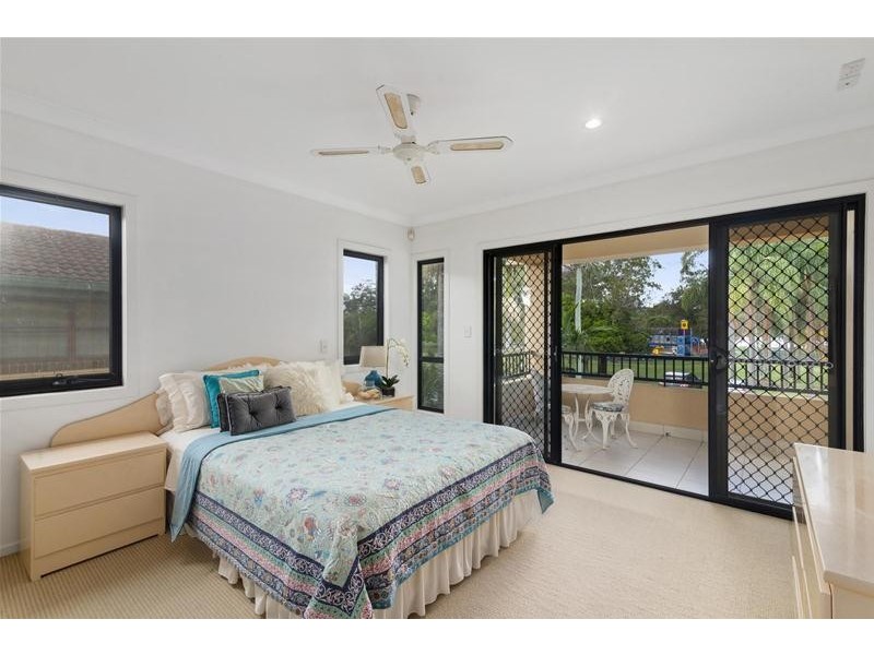 2/121 Laguna Avenue, Palm Beach QLD 4221