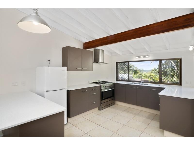 25 Glentrees Grove, Currumbin Waters QLD 4223