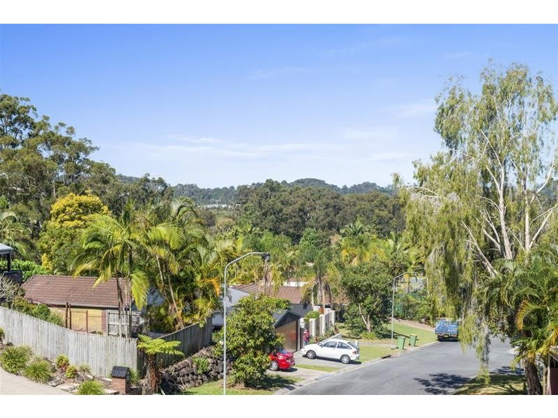 25 Glentrees Grove, Currumbin Waters QLD 4223