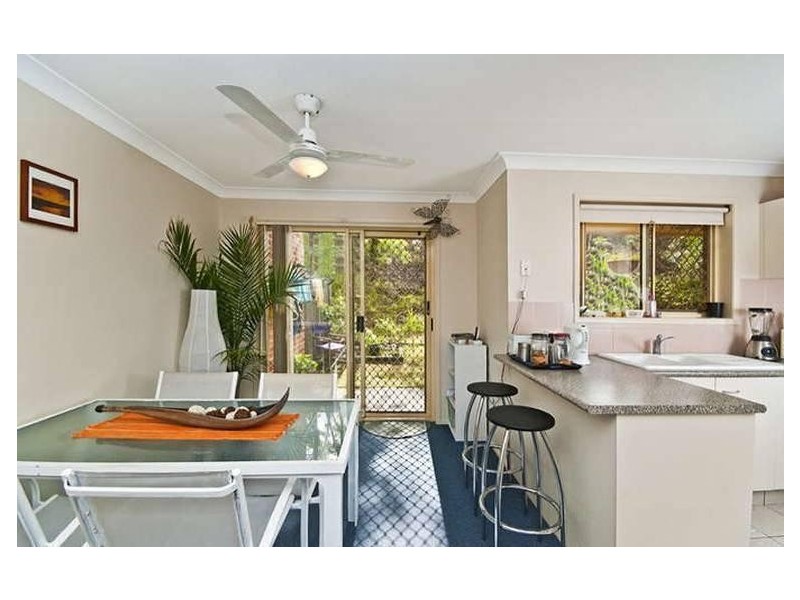 6/2 Simpsons Road, Currumbin Waters QLD 4223