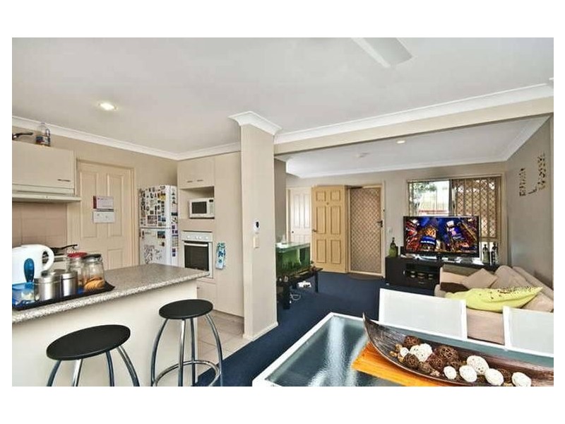 6/2 Simpsons Road, Currumbin Waters QLD 4223