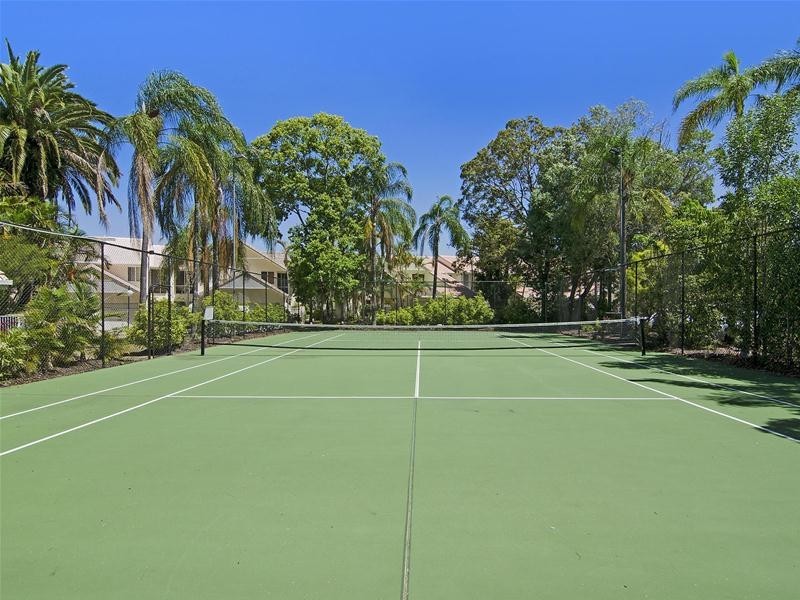 121/2-10 Coolgardie Street, Elanora QLD 4221