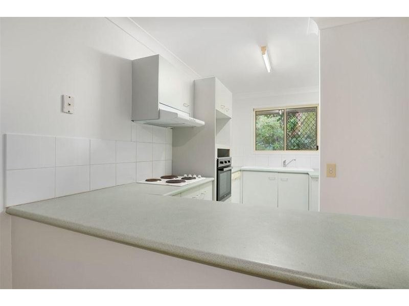 13/2 Simpsons Road, Currumbin Waters QLD 4223